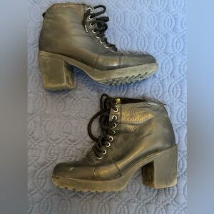 Vagabond Leather, Sheerling Lined Ankle Boots